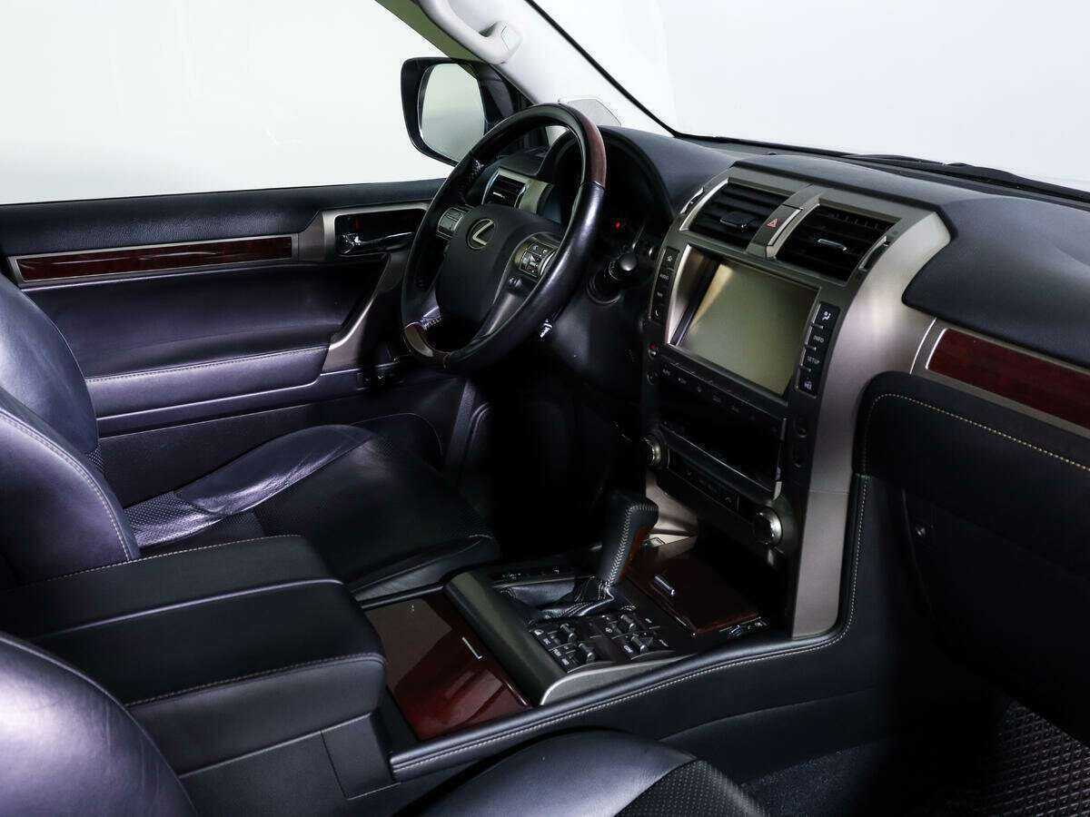 Lexus GX с пробегом — 2016 год. Фото: #8