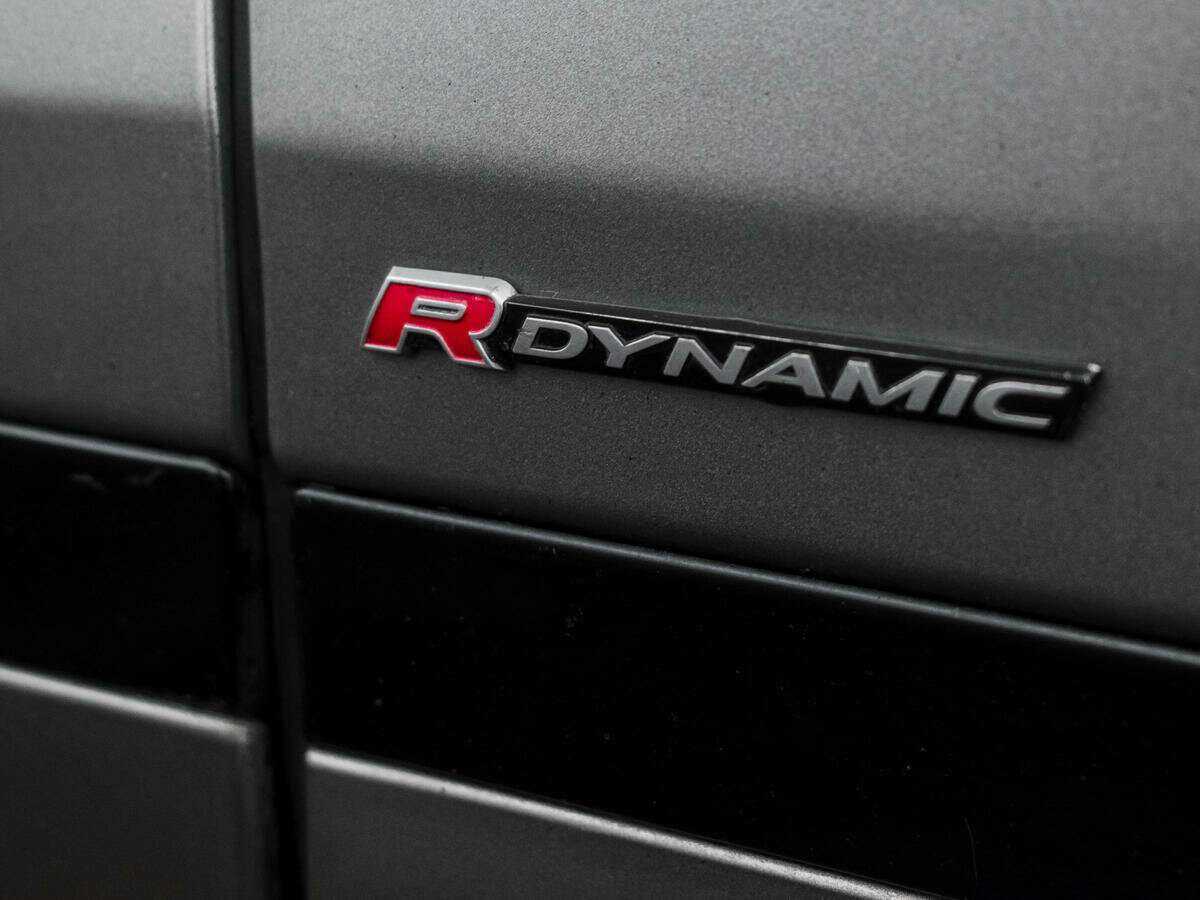 Land Rover Range Rover Velar с пробегом — 2017 год. Фото: #14