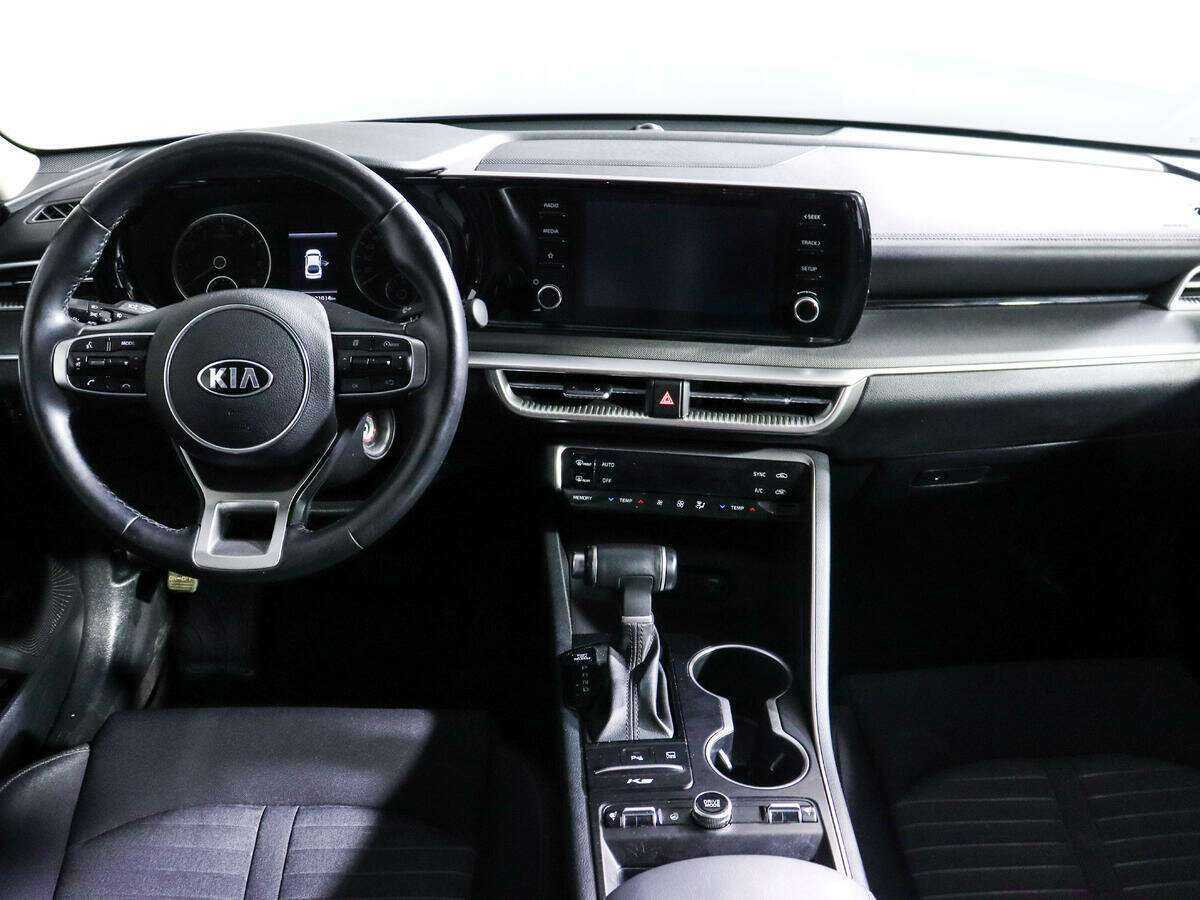Kia K5 с пробегом — 2021 год. Фото: #11