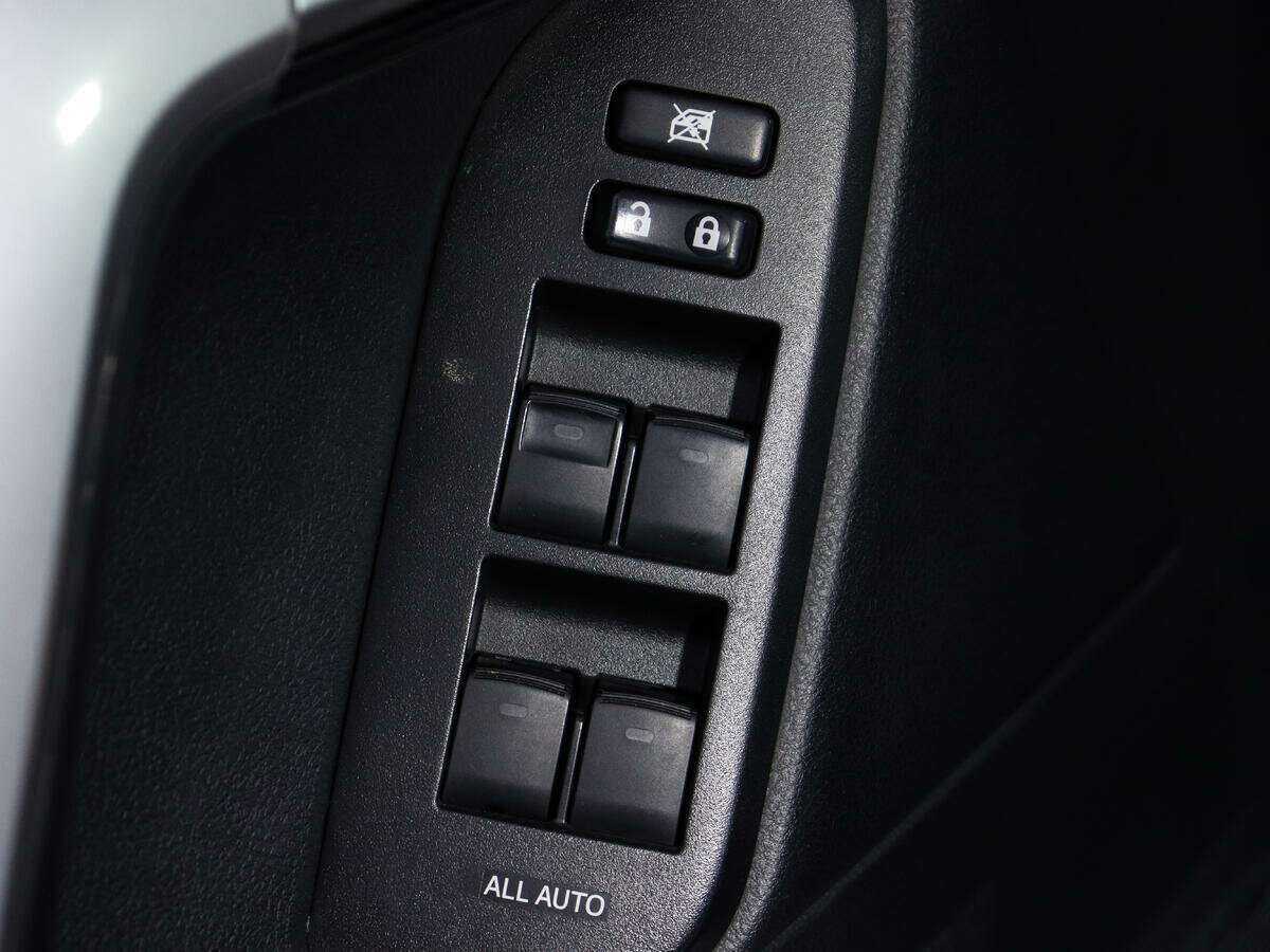 Toyota Land Cruiser Prado с пробегом — 2019 год. Фото: #17