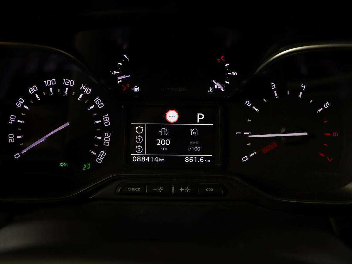 Citroen C3 Aircross с пробегом — 2017 год. Фото: #9