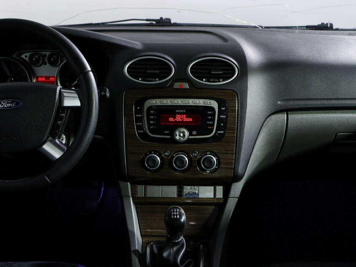 Ford Focus с пробегом — 2008 год. Фото: #12
