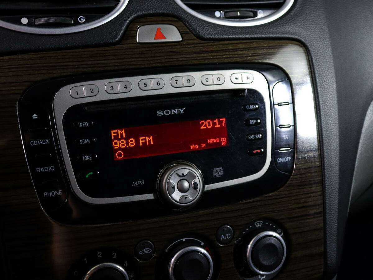 Ford Focus с пробегом — 2008 год. Фото: #19