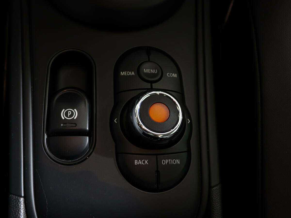 Mini Countryman с пробегом — 2021 год. Фото: #18