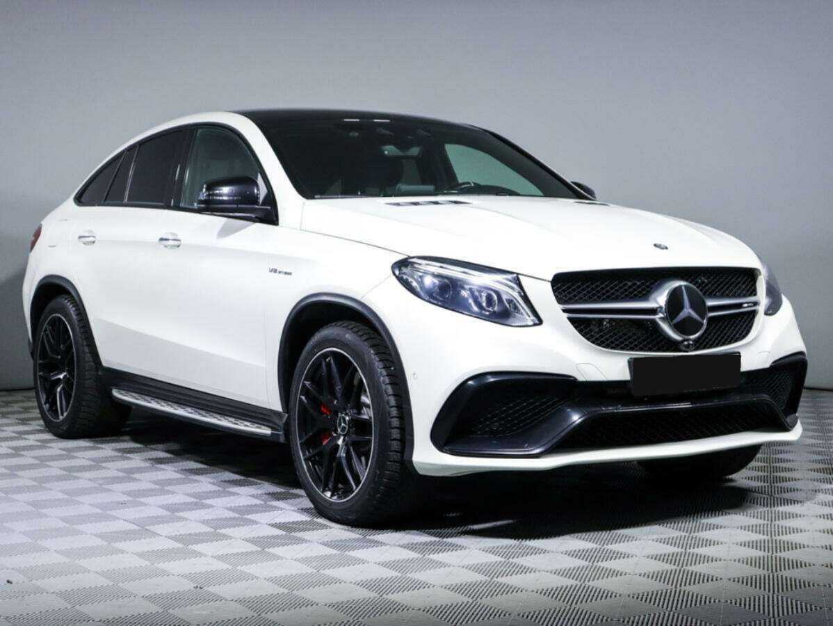 Mercedes-Benz GLE Coupe AMG с пробегом — 2017 год. Фото: #2
