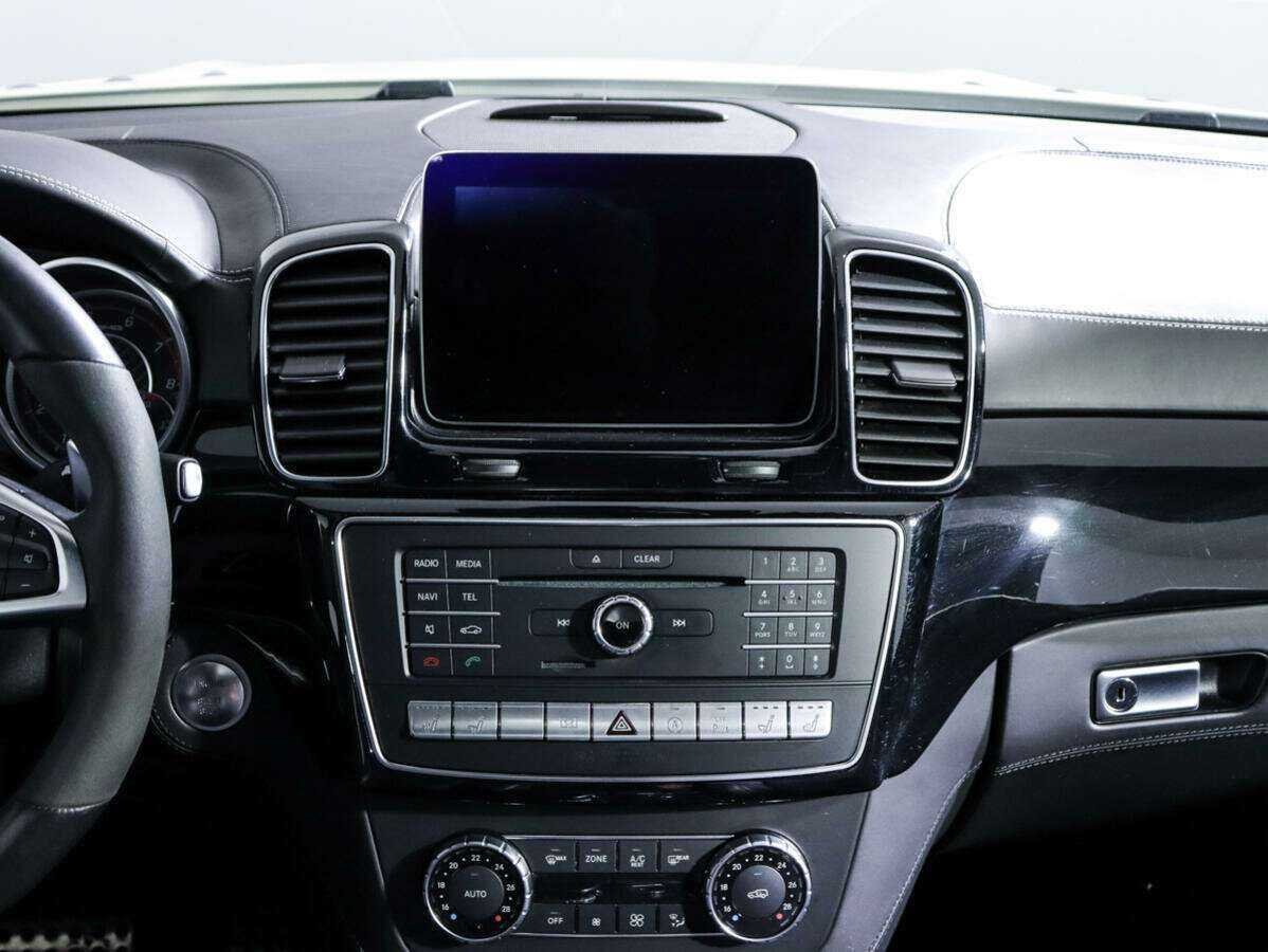 Mercedes-Benz GLE Coupe AMG с пробегом — 2017 год. Фото: #12