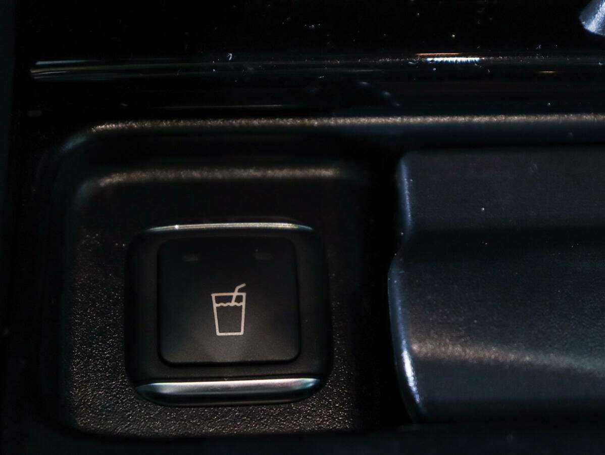 Mercedes-Benz GLE Coupe AMG с пробегом — 2017 год. Фото: #21