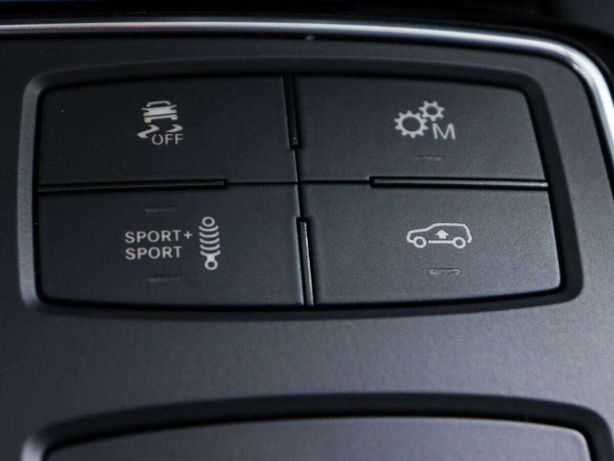 Mercedes-Benz GLE Coupe AMG с пробегом — 2017 год. Фото: #22