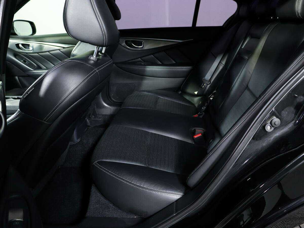 Infiniti Q50 с пробегом — 2017 год. Фото: #7