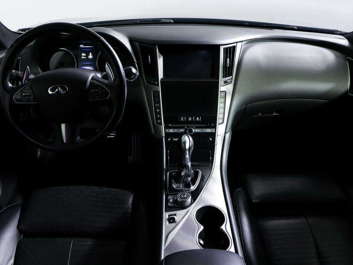 Infiniti Q50 с пробегом — 2017 год. Фото: #9