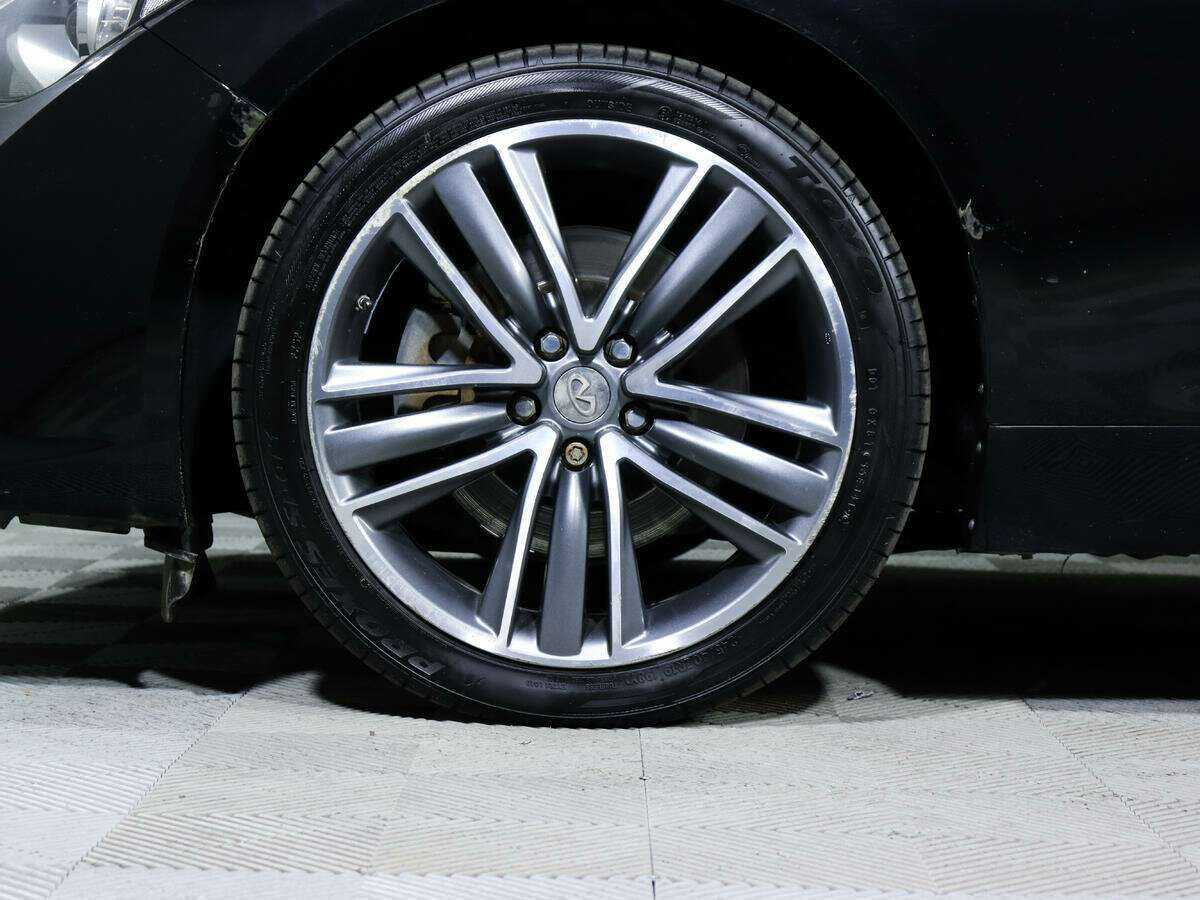 Infiniti Q50 с пробегом — 2017 год. Фото: #12