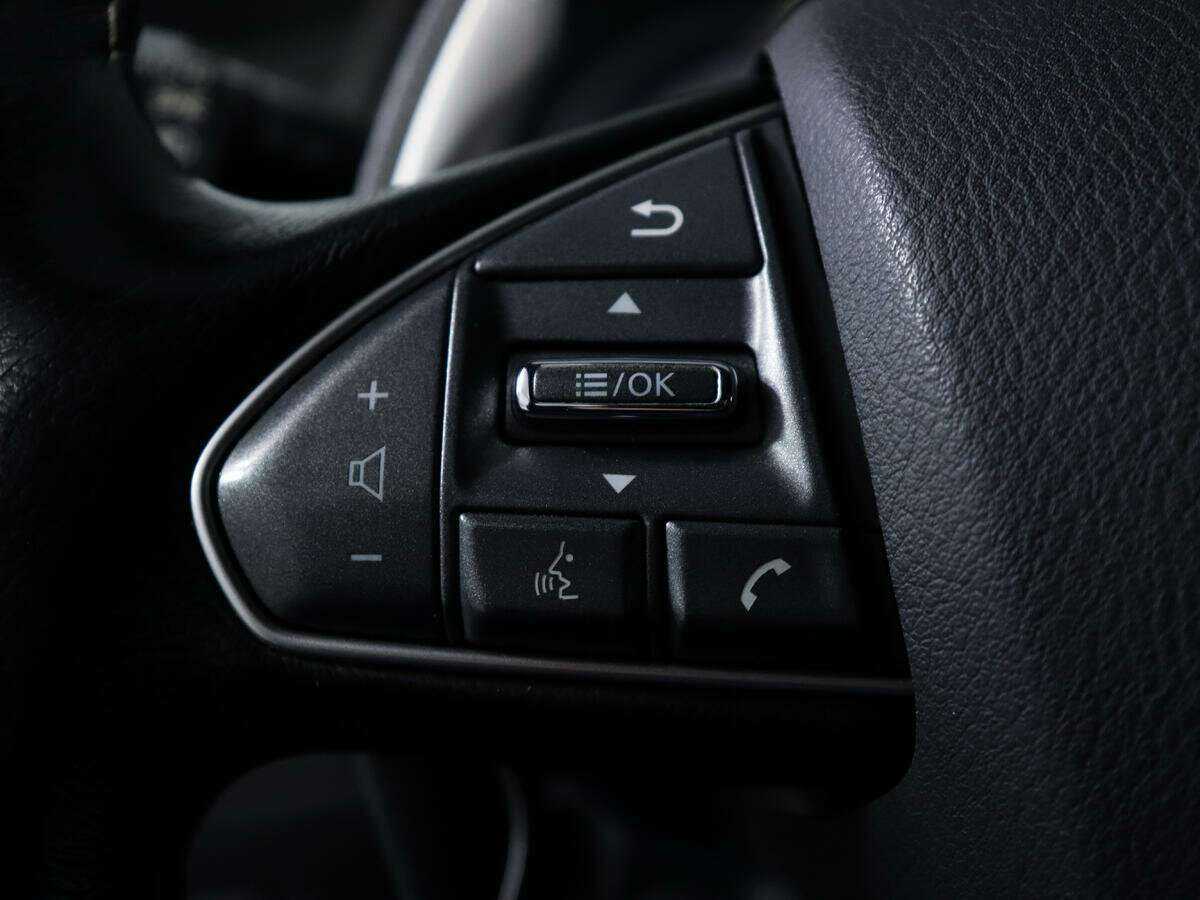 Infiniti Q50 с пробегом — 2017 год. Фото: #17