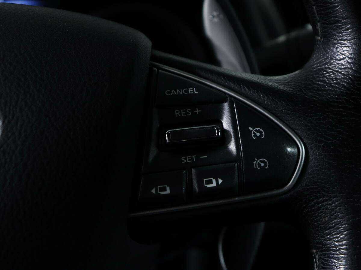 Infiniti Q50 с пробегом — 2017 год. Фото: #18