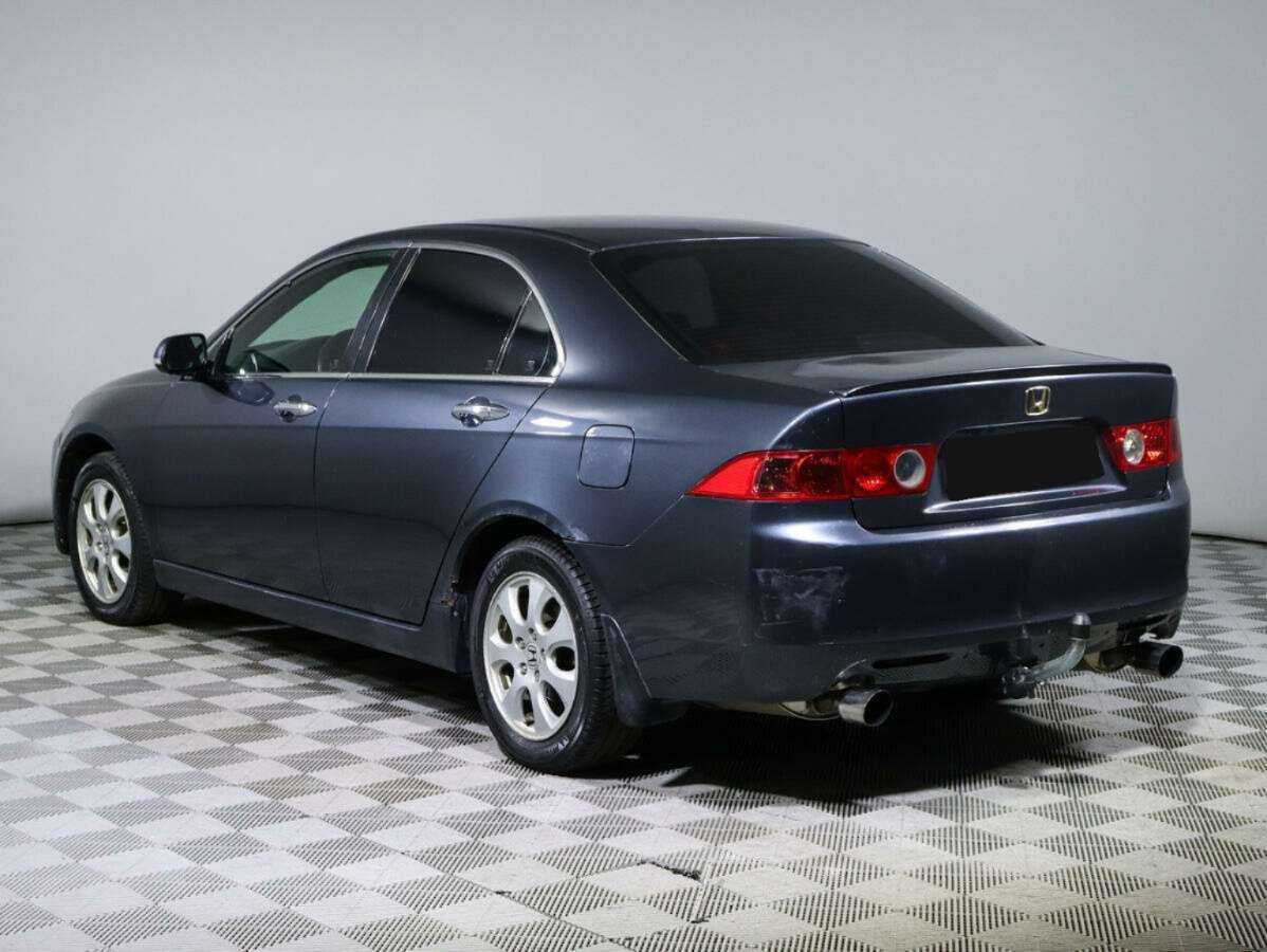 Honda Accord с пробегом — 2004 год. Фото: #5