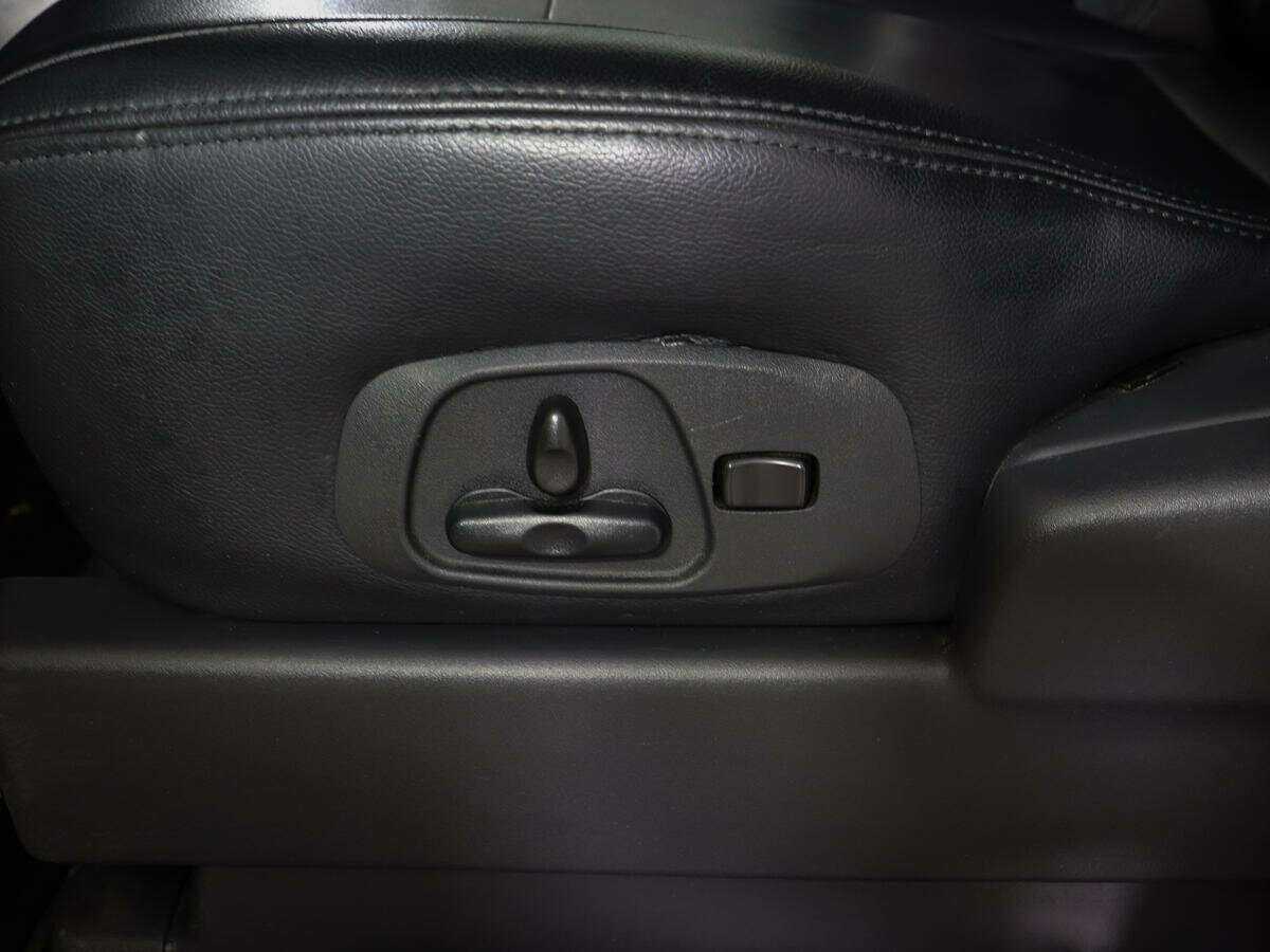 Mitsubishi Pajero с пробегом — 2021 год. Фото: #14