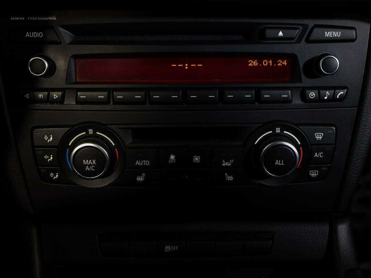 BMW X1 с пробегом — 2014 год. Фото: #14