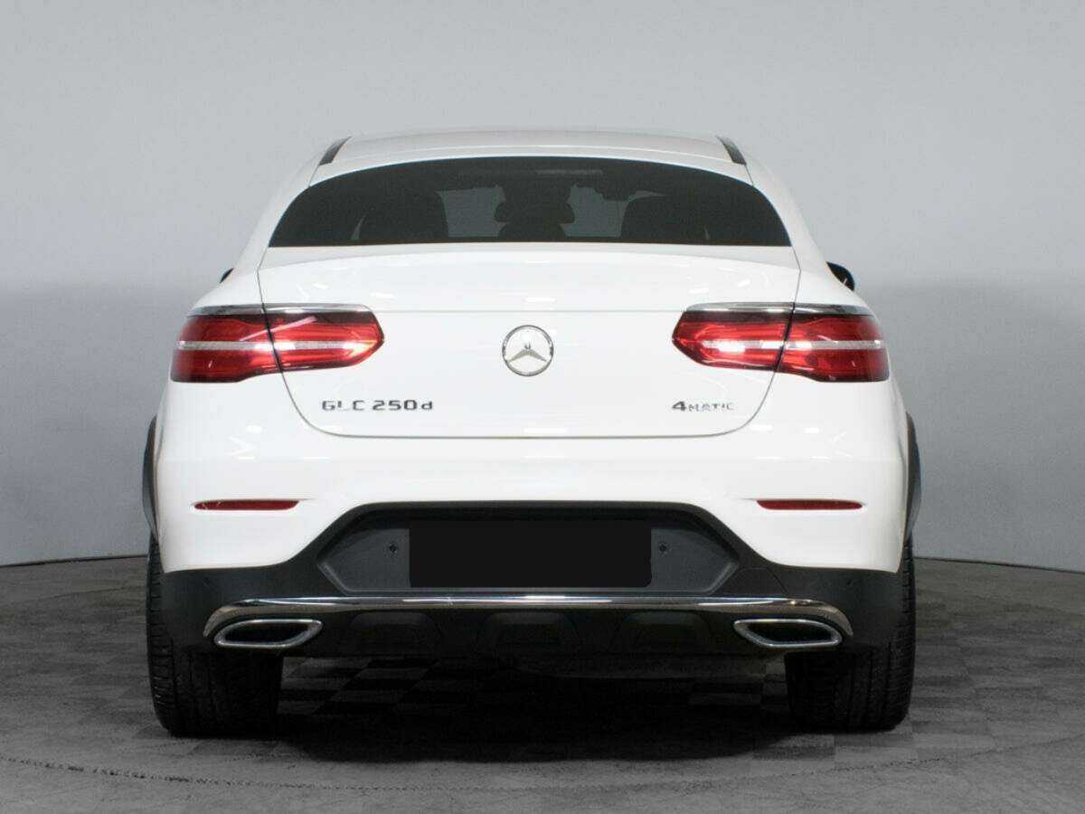 Mercedes-Benz GLC Coupe с пробегом — 2017 год. Фото: #5