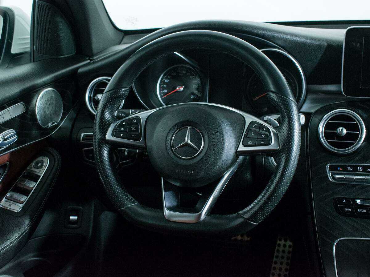 Mercedes-Benz GLC Coupe с пробегом — 2017 год. Фото: #13