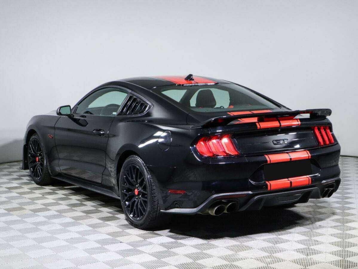 Ford Mustang с пробегом — 2021 год. Фото: #6