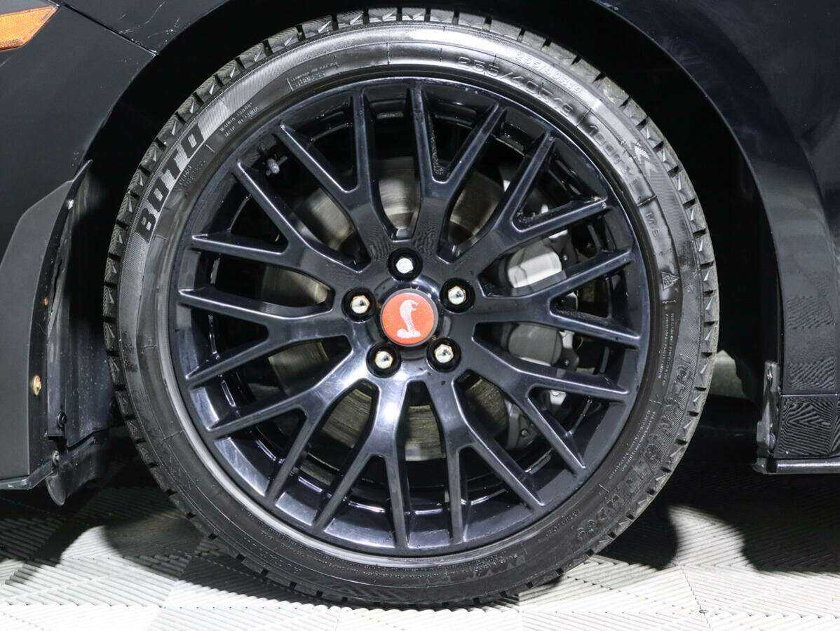 Ford Mustang с пробегом — 2021 год. Фото: #14