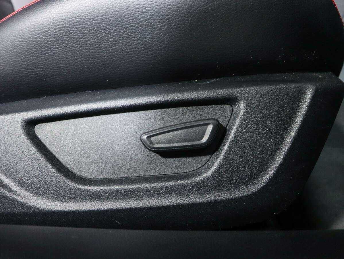 Ford Mustang с пробегом — 2021 год. Фото: #16