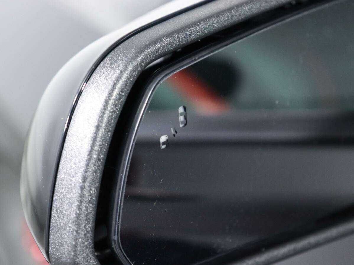 Ford Mustang с пробегом — 2021 год. Фото: #18