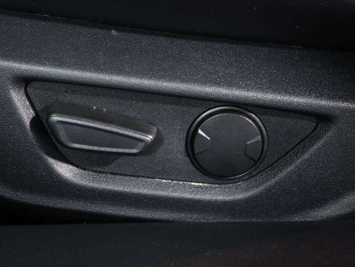 Ford Mustang с пробегом — 2021 год. Фото: #19