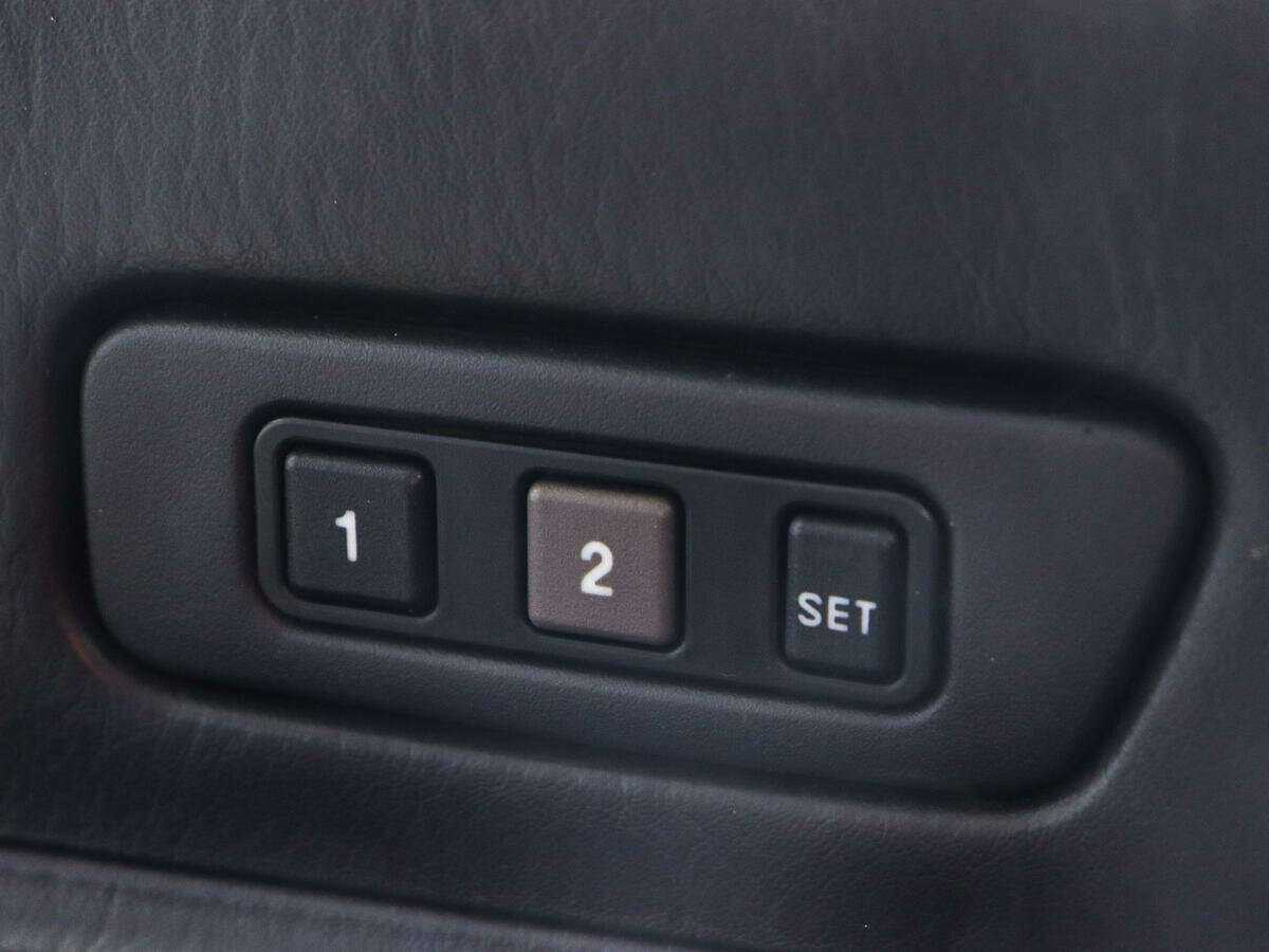 Jeep Grand Cherokee с пробегом — 2004 год. Фото: #7