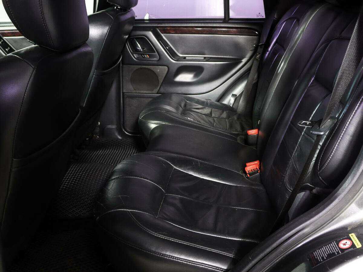 Jeep Grand Cherokee с пробегом — 2004 год. Фото: #8