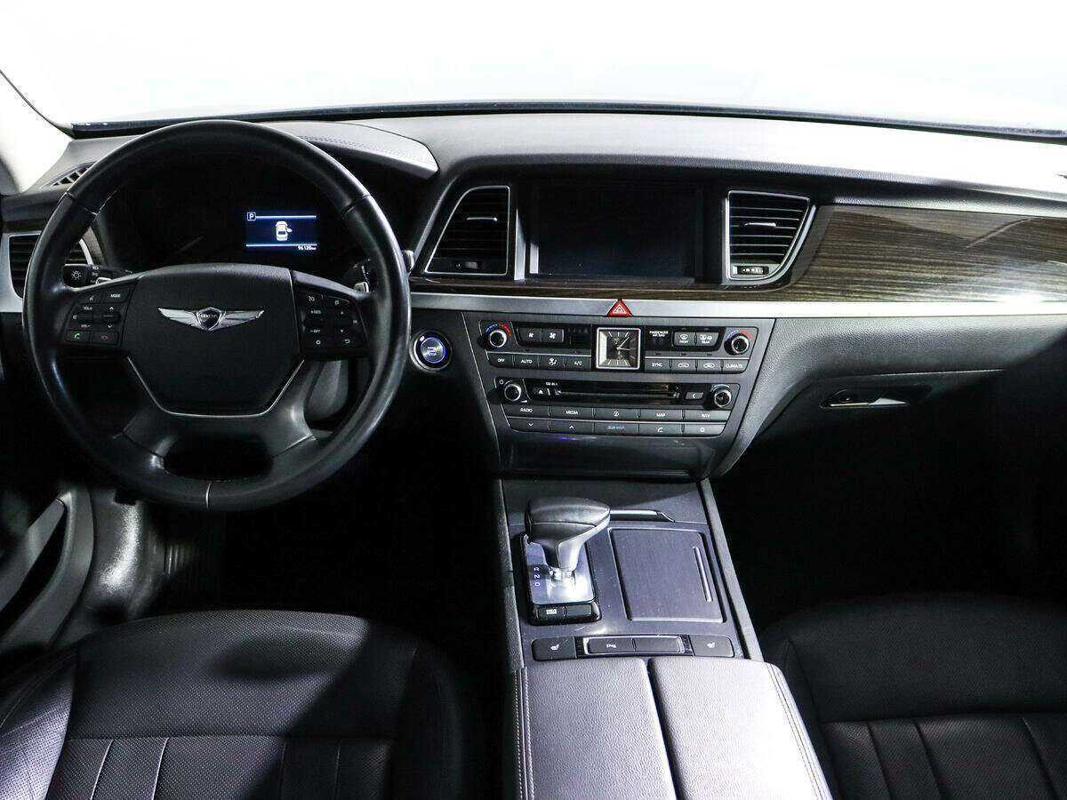 Genesis G80 с пробегом — 2018 год. Фото: #8