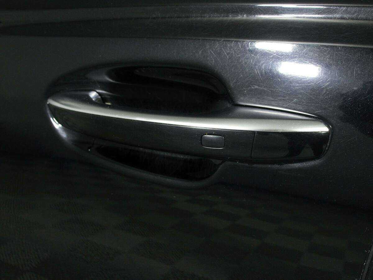 Kia K900 с пробегом — 2019 год. Фото: #12