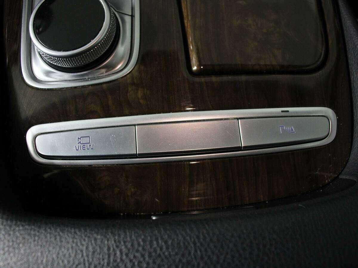 Kia K900 с пробегом — 2019 год. Фото: #21