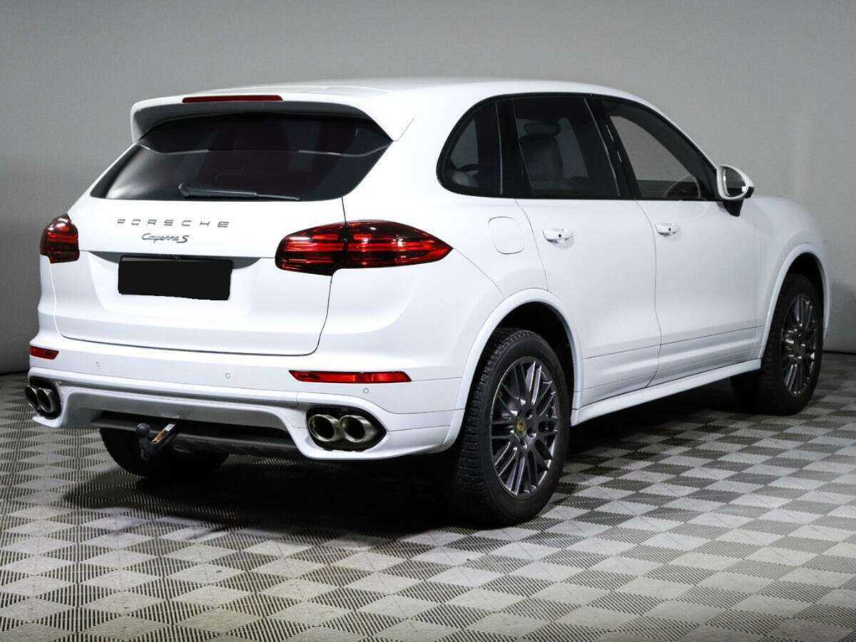 Porsche Cayenne с пробегом — 2015 год. Фото: #4