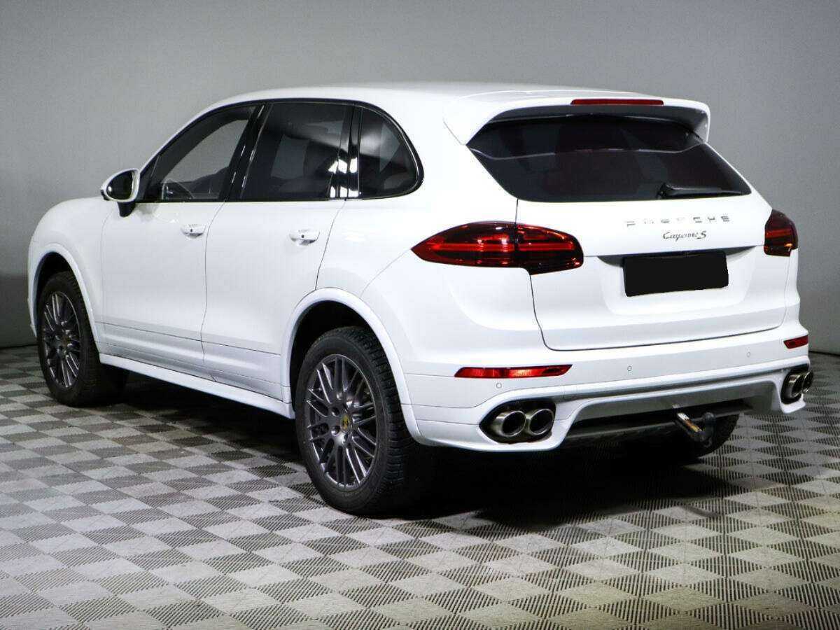 Porsche Cayenne с пробегом — 2015 год. Фото: #6