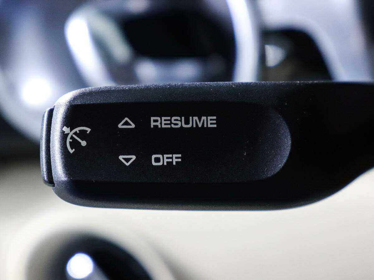 Porsche Cayenne с пробегом — 2015 год. Фото: #20