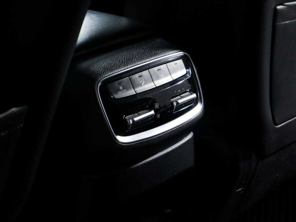 Kia Mohave с пробегом — 2020 год. Фото: #15