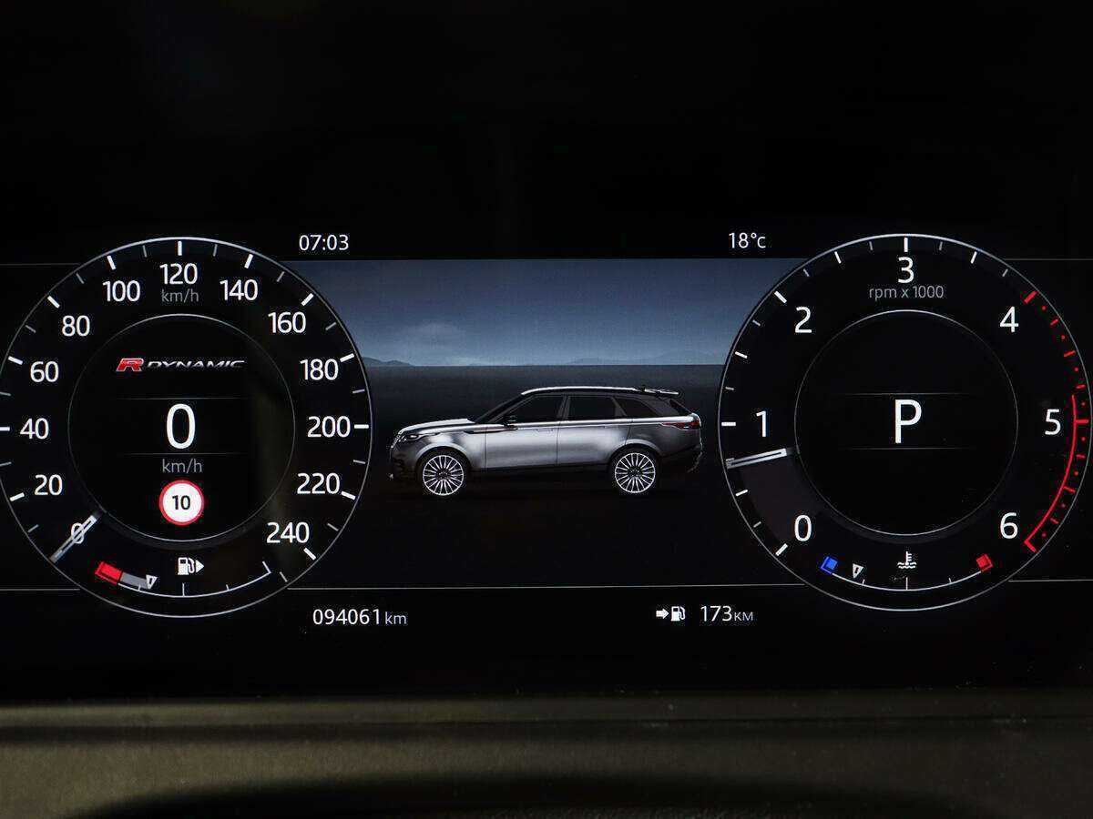 Land Rover Range Rover Velar с пробегом — 2018 год. Фото: #6