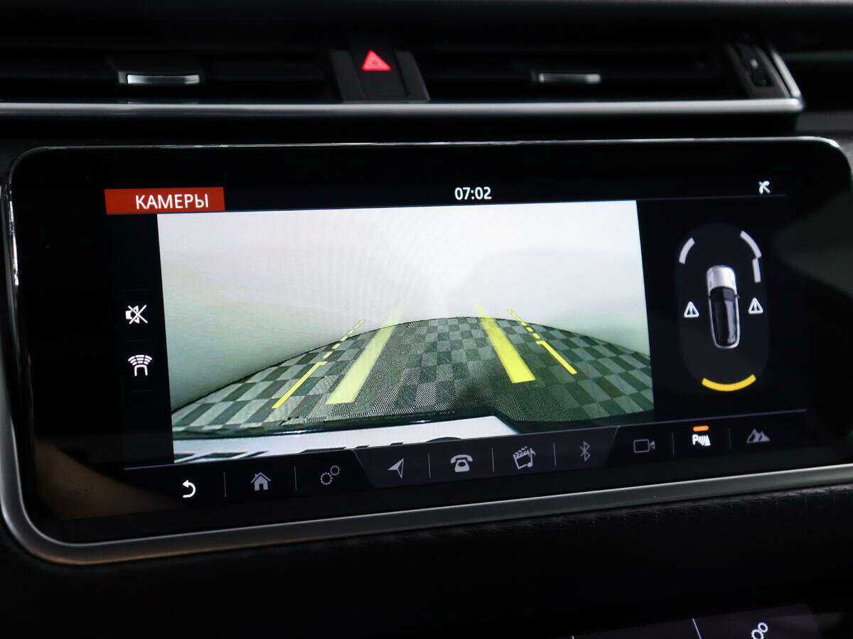 Land Rover Range Rover Velar с пробегом — 2018 год. Фото: #10