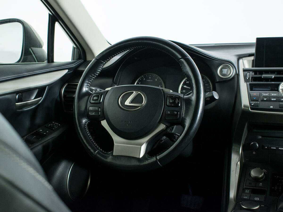 Lexus NX с пробегом — 2015 год. Фото: #13