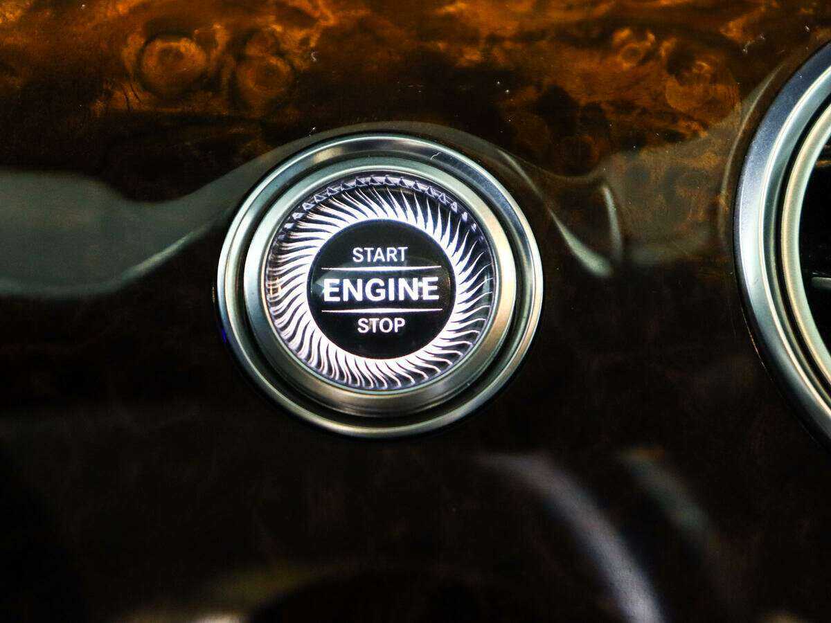 Mercedes-Benz E-Класс с пробегом — 2016 год. Фото: #16