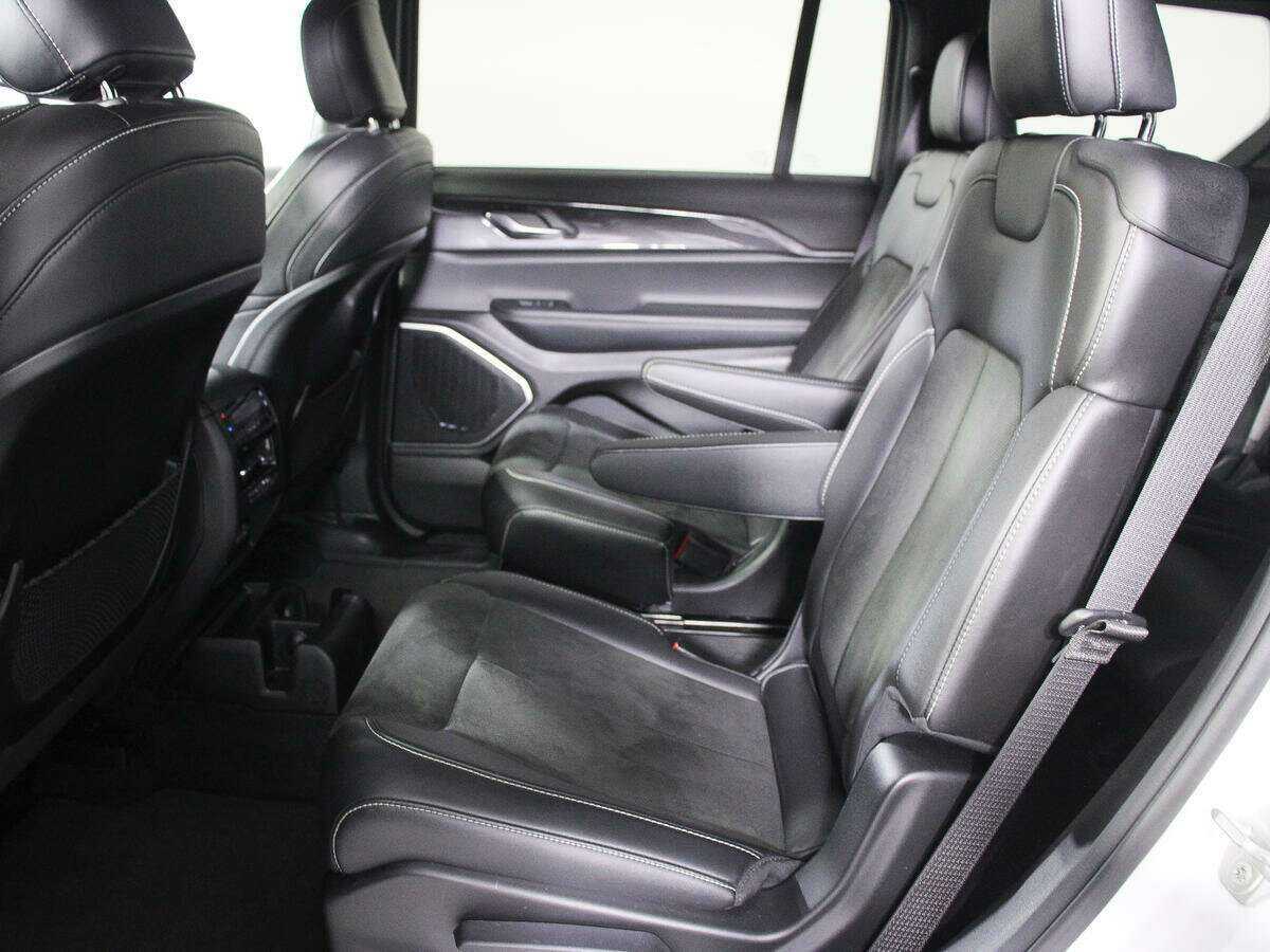 Jeep Grand Cherokee с пробегом — 2021 год. Фото: #7