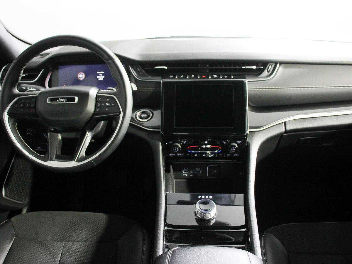 Jeep Grand Cherokee с пробегом — 2021 год. Фото: #9