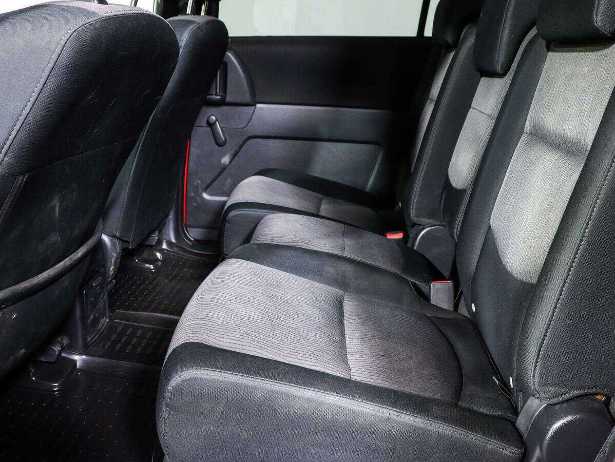 Mazda 5 с пробегом — 2007 год. Фото: #8