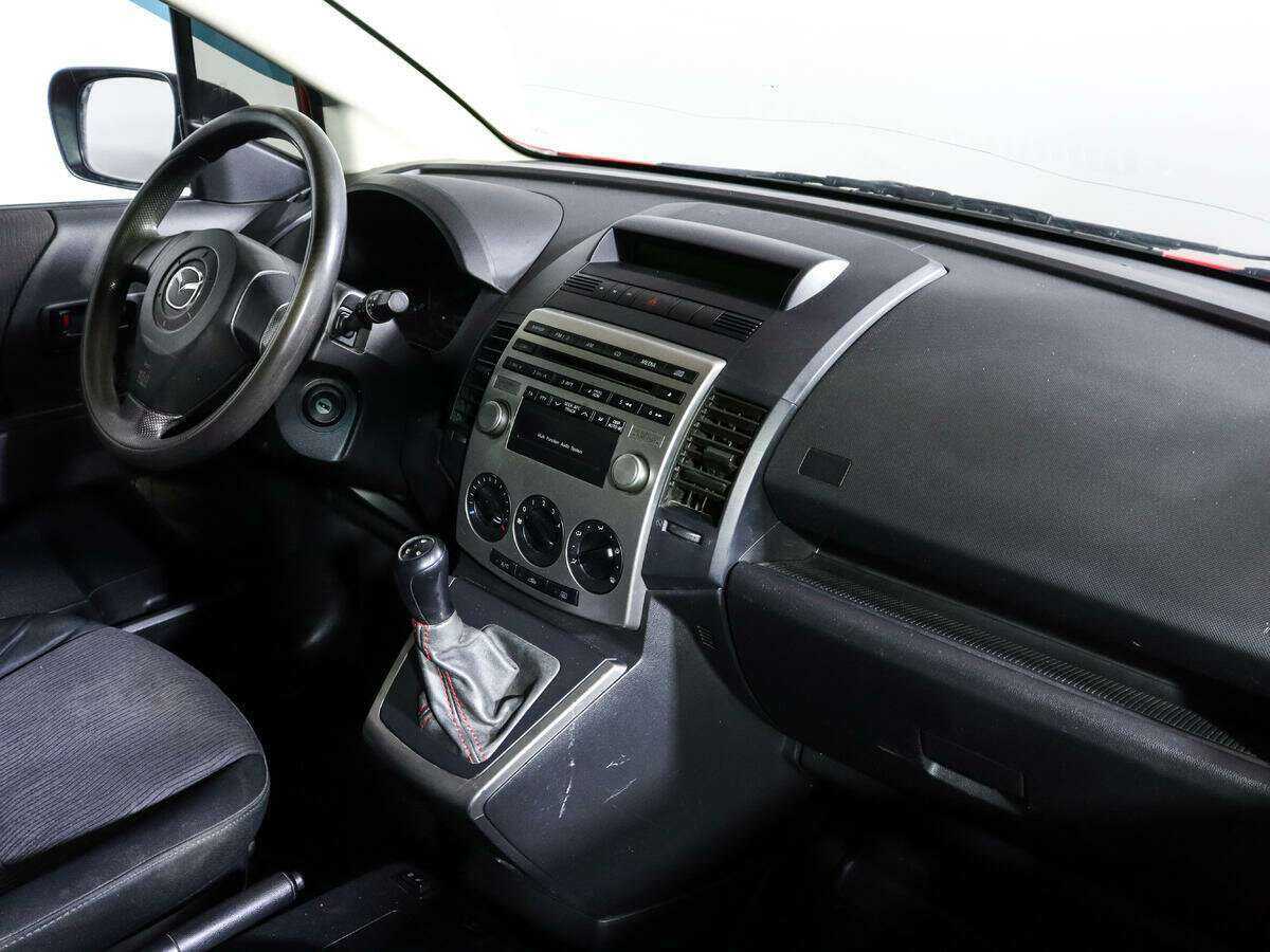 Mazda 5 с пробегом — 2007 год. Фото: #10