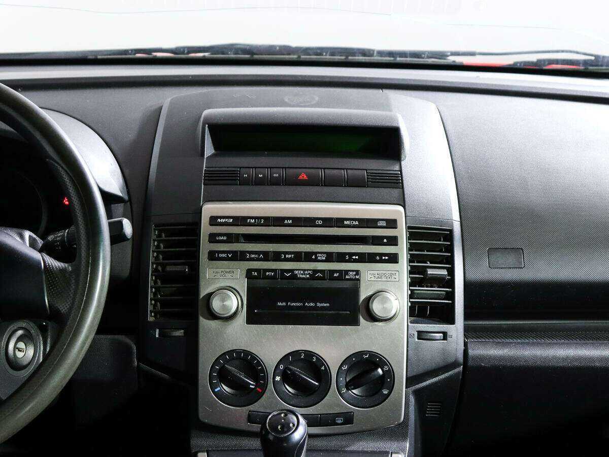 Mazda 5 с пробегом — 2007 год. Фото: #13