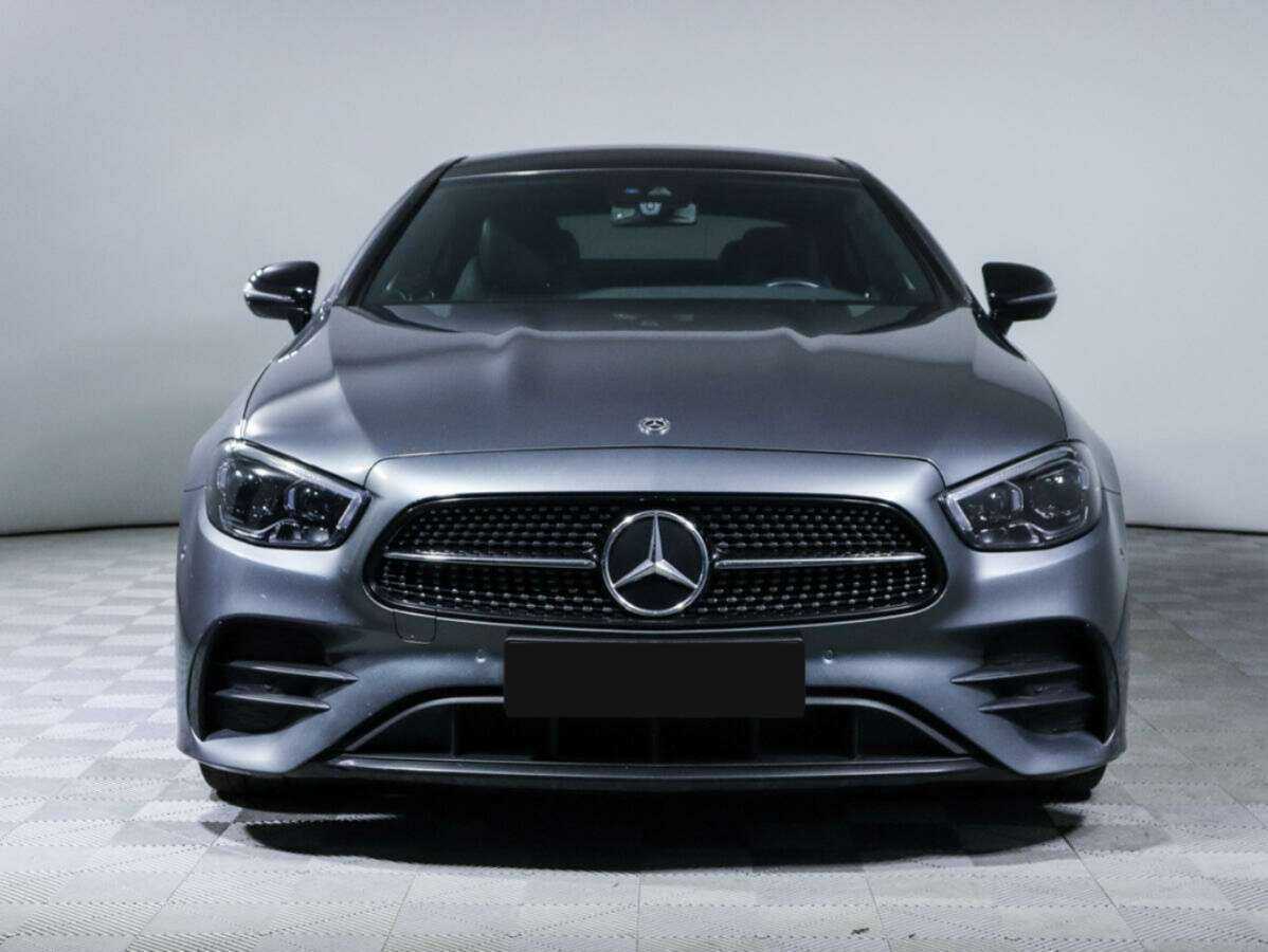 Mercedes-Benz E-Класс с пробегом — 2021 год. Фото: #1