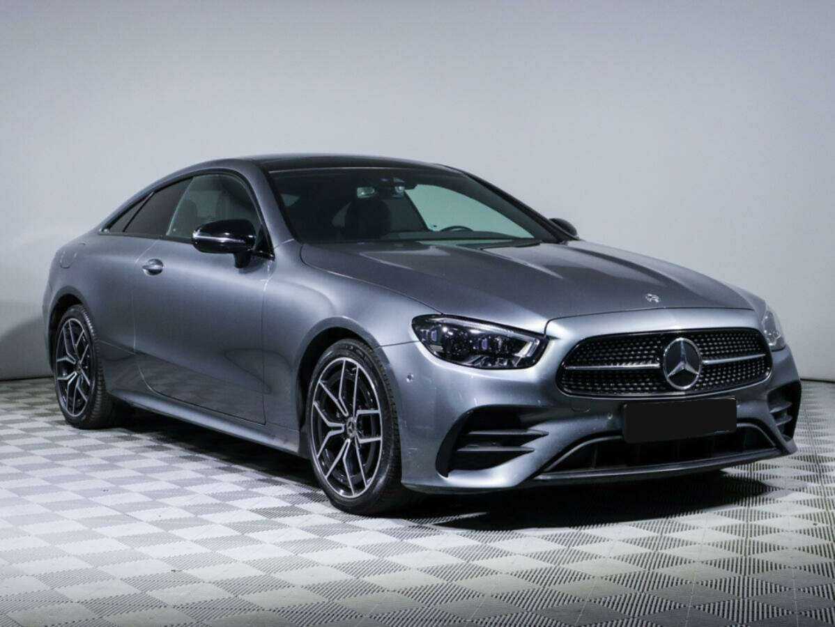 Mercedes-Benz E-Класс с пробегом — 2021 год. Фото: #2