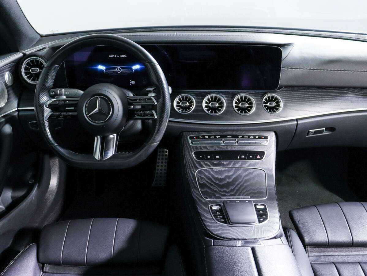 Mercedes-Benz E-Класс с пробегом — 2021 год. Фото: #6
