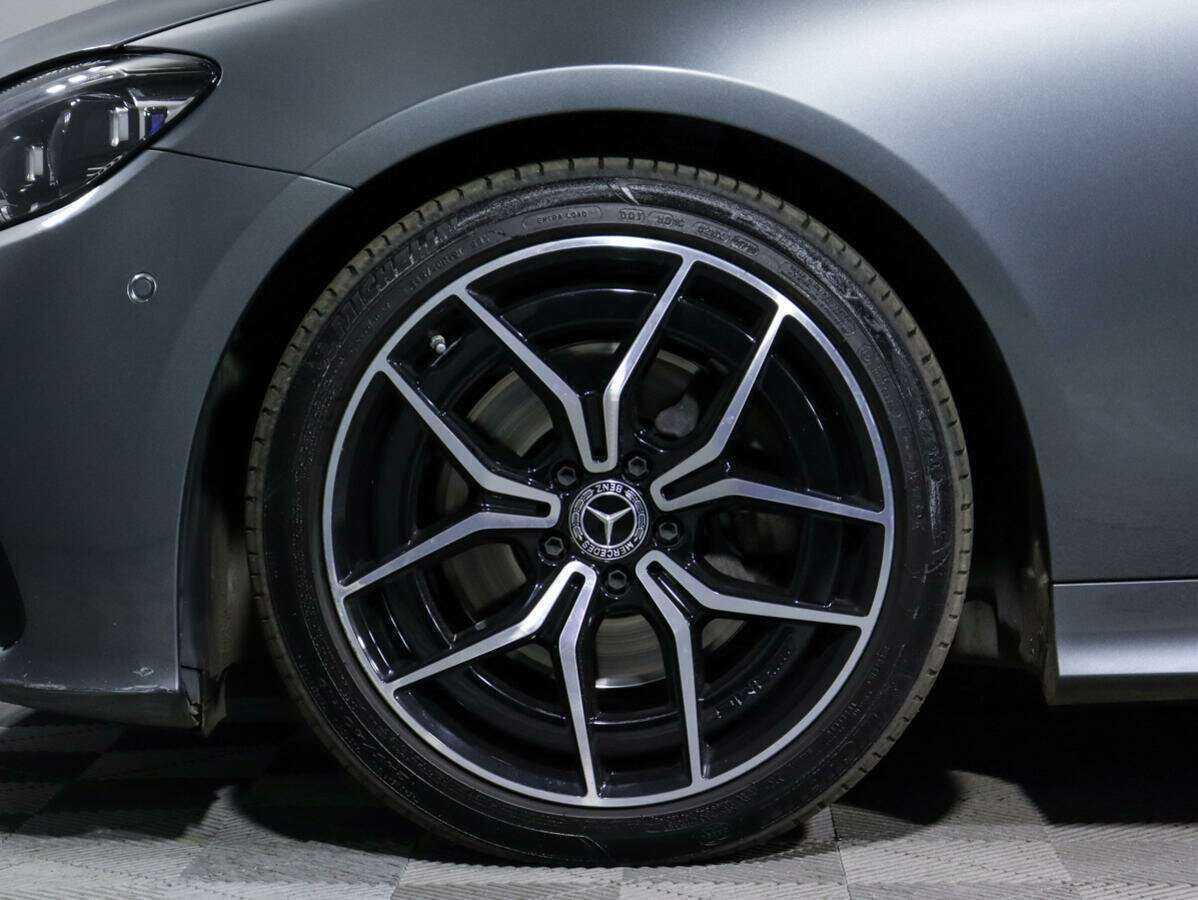 Mercedes-Benz E-Класс с пробегом — 2021 год. Фото: #9