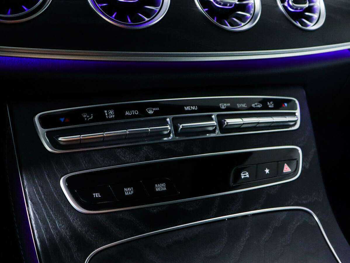Mercedes-Benz E-Класс с пробегом — 2021 год. Фото: #14